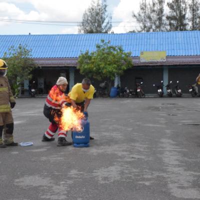 289427760 115666077838941 4558357291429196398 N