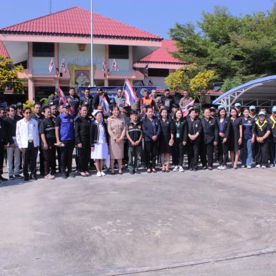 พิธีปล่อยแถวขบวนคาราวานรถบรรทุกสิ่งของช่วยเหลือผู้ประสบอุทกภัย ภายใต้ชื่อกิจกรรม 